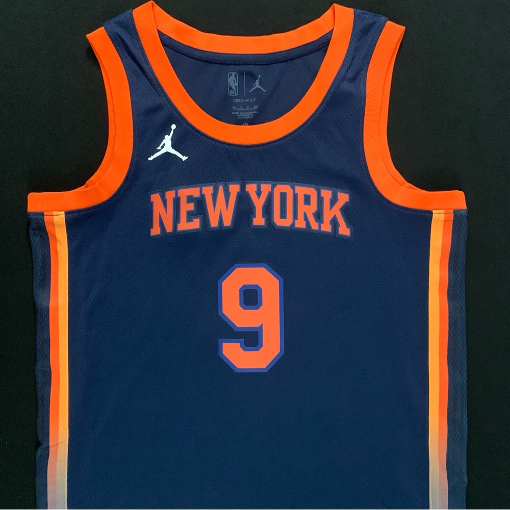 NWT Jordan RJ Barrett New York Knicks #9 Navy Statement Swingman Jersey 40 Men S - Picture 1 of 7